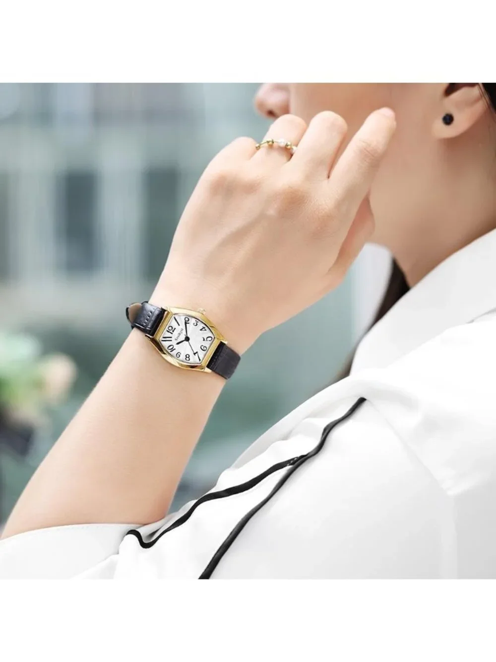 Women's Black Gold Barrel-Shaped Easy Read Arabic Numerals Dress Wrist Watch